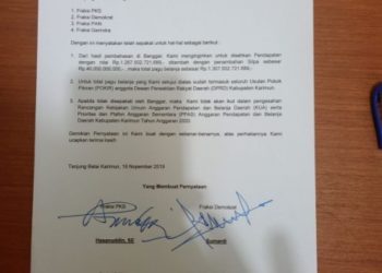 Surat pernyataan ke empat fraksi yang menyatakan sikapnya