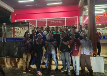 Sempena HPN Ke 70, Danlanal Karimun Makan Bersama Insan Pers
