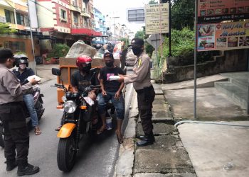 Hingga Dua Minggu Kedepan, Budi Hartono Berbagi Makanan Untuk Buka Puasa Kepada Masyarakat