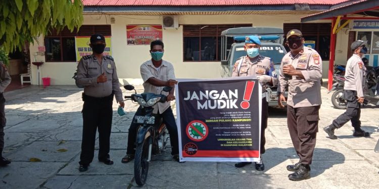 Polsek Karimun Sosialisasikan Himbauan Tidak Mudik