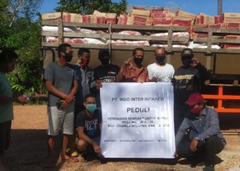 PT. Indo Inter Intraco Sumbangkan Ratusan Paket Sembako Ke Warga Desa Marok Kecil