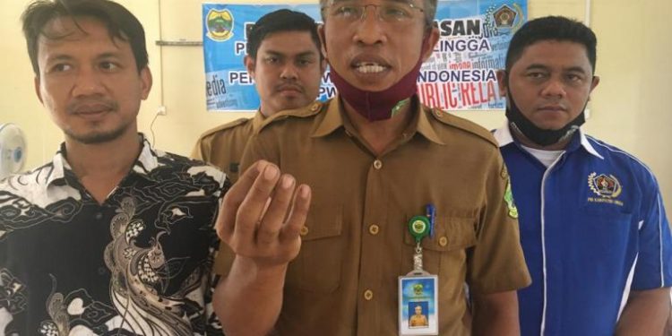 Masyarakat Senempek Keluhkan Minimnya Jaringan Internet, Pemkab Lingga Koordinasikan Kepihak Telkom