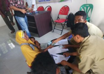 Kades Mamud Kembalikan Pemotongan BLT DD Kepada 86 Penerima