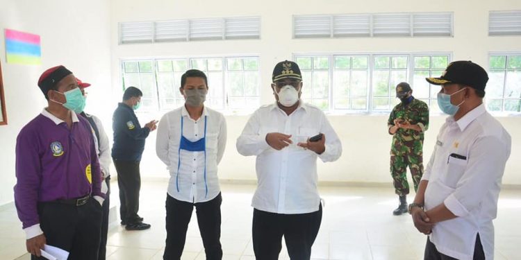 Bupati Karimun Pastikan Persiapan Penampungan Covid-19 Di Pulau Pulau