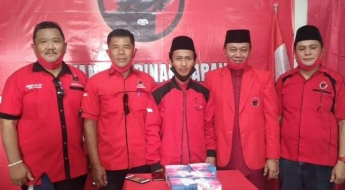 DPC PDI Perjuangan Lingga Resmi Usung Riki Solihin dan Raja Supri Menjadi Calon Bupati dan Wakil Bupati