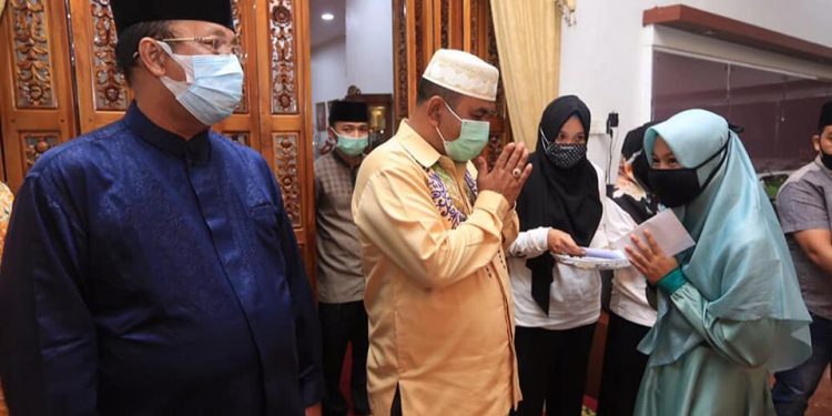 Aunur Rafiq Berangkatkan 52 Peserta MTQ Ke-VIII Tingkat Provinsi