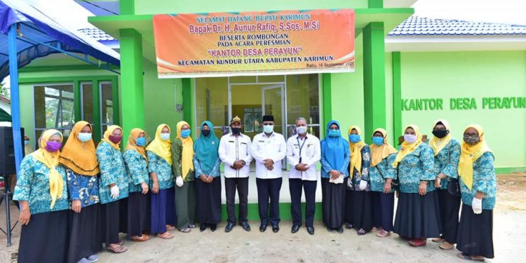 Resmikan Kantor Desa Prayon, Bupati: Pelayanan Masyarakat Jadi Lebih Baik