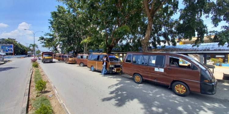 Dampak Covid-19, Sopir Oplet Yaris Gulung Tikar