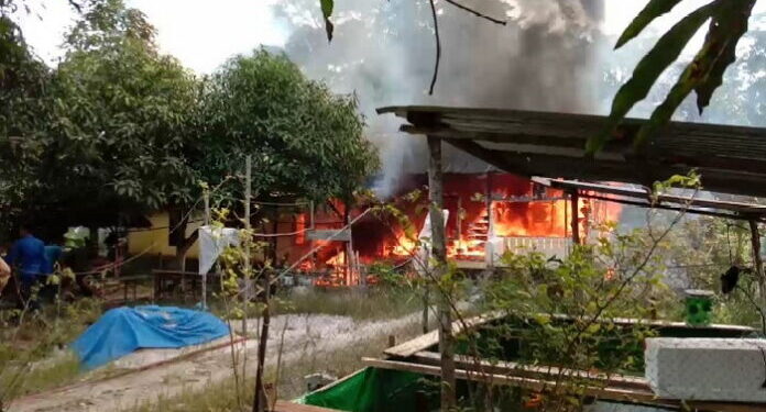 Di Lingga, Nenek 96 Tahun Meninggal Dunia Saat Rumahnya Terbakar
