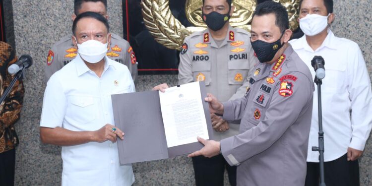 Utamakan Prokes, Kapolri Izinkan Kompetisi Sepak Bola Digelar