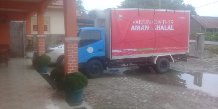 Mobil Pembawak Vaksin COVID-19 Sudah Tiba di Aceh Singkil
