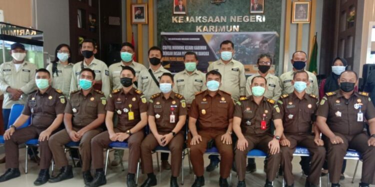 Rayakan HPN Ke 75, Kejari Bersama IWO Coffe Morning