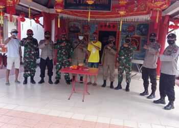 Komitmen TNI-POLRI Bersama Satpol PP Berikan Pengaman Tempat Ibadah Saat Imlek Di Karimun