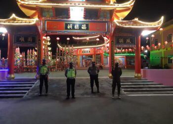 Polres Lingga Lakukan Pengamanan Vihara Dan Patroli Gabungan