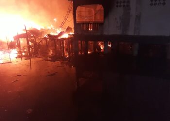 Pelantar Di Kecamatan Meral Hangus Terbakar