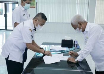 Camat Dan OPD Pemkab Asahan Tanda Tangani Perjanjian Kinerja Tahun 2021