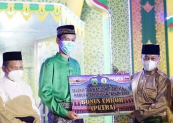 Juara Satu STQ IX Kabupaten Lingga Terima Bonus Umroh