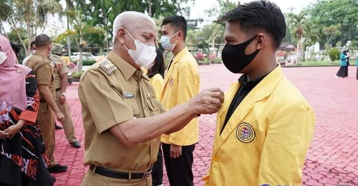 Bupati Asahan Lepas 115 Mahasiswa Program Kampus Mengajar dan KKN UNA