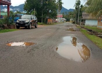 DPUPR – DKP Lingga Segera Perbaiki Jalan Rusak di Pusat Kota Daik