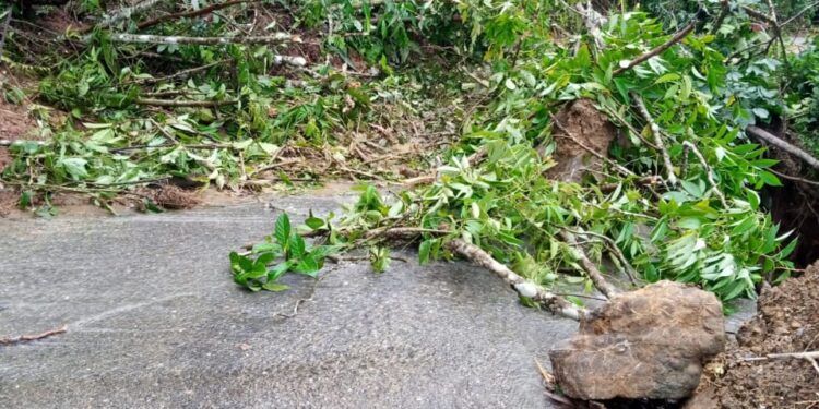 Sungai Barumun Meluap, Ratusan Rumah Dilanda Banjir Lumpur