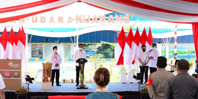 Presiden Resmikan Terminal Baru Bandara Kuabang di Halmahera Utara