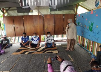 Berbagi Di Bulan Ramadhan, Demokrat Bantu 75 Paket Sembako Untuk Yayasan Dan Masyarakat Kurang Mampu