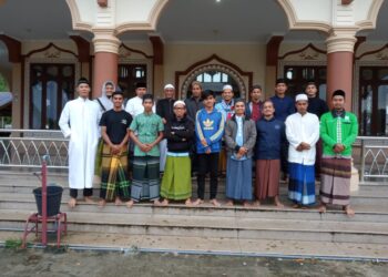 Angkat tema Maraknya Game Judi online, PAI Singkil Isi Tausiah Gerakan Subuh berjamaah Di Masjid Baitussalihin