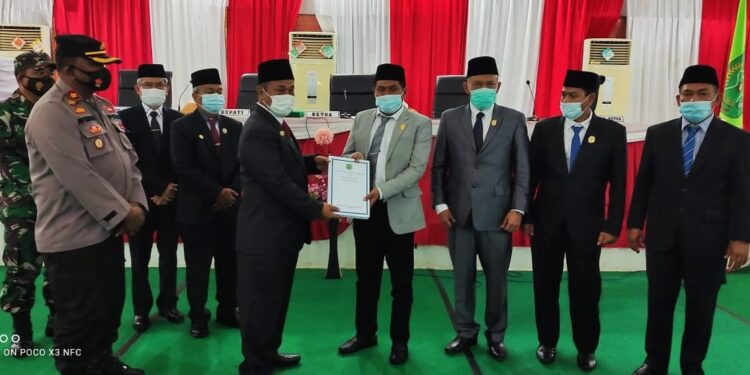 Bupati Palas Sampaikan LKPJ 2020