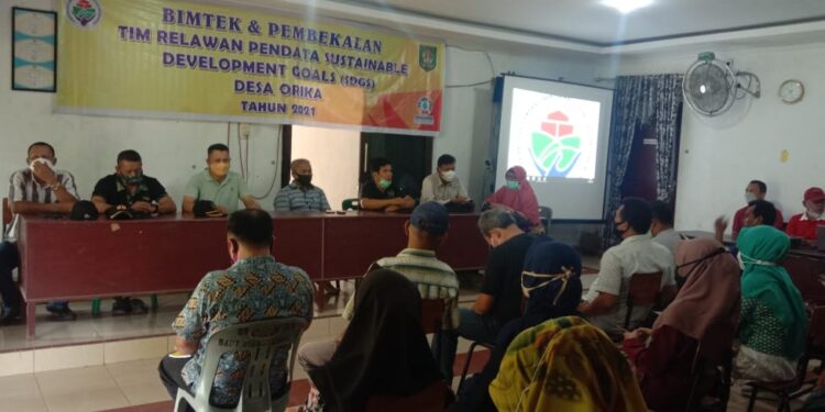 Camat Pulau Rakyat Buka Bintek Dan Pembekalan Tim Relawan Pendata SDGs