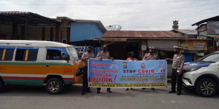 Satlantas Polres Pakpak Bharat Ops Toba 2021, “Sayangi Keluarga, Jangan Mudik”