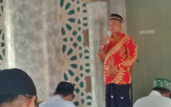 Ketua DPK BKPRMI Gunung Meriah Isi Kultum Ba’da Dzuhur Di Masjid Agung Nurul Makmur