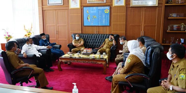 Masa Periode Berakhir, Aunur Rafiq Sampaikan Permohonan Maaf