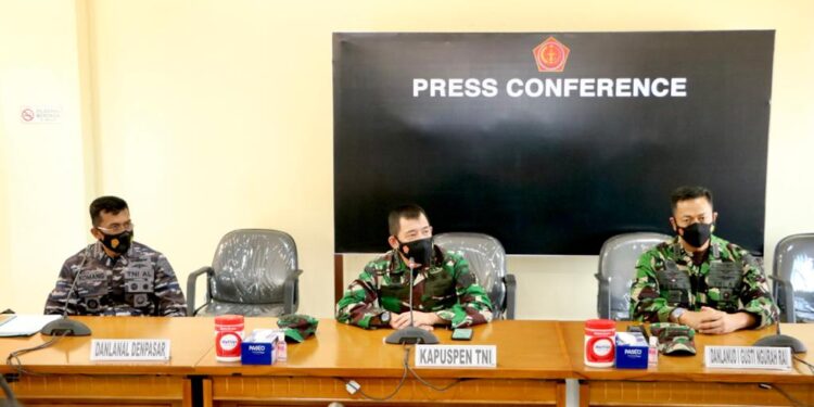 TNI Kerahkan 21 KRI Cari Kapal Selam Nanggala-402