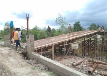 Masyarakat Tidak Sabar Menunggu, Jembatan Penghubung Di Lalan Siap Untuk Dicor