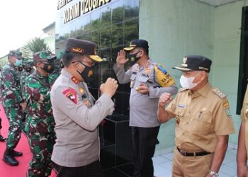 Kapolres Asahan Didampingi Bupati Asahan Sambut Kunjungan Kapoldasu