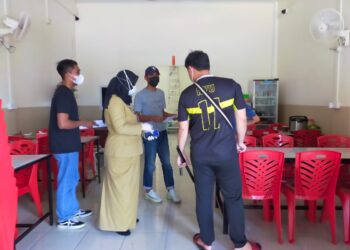 Camat Meral bersama Ormas Awasi Penerapan Prokes