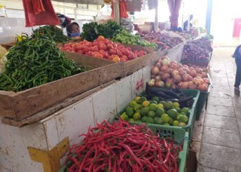 Cek Harga Sebelum Lebaran, Di Pasar Rakyat Meral, Bukit Tembak