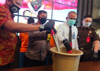 Polres Karimun Musnahkan 3.057 Gram Shabu