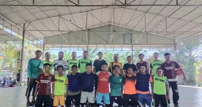 Kampanyekan Hidup Sehat Dengan Olahraga, BKPRMI Aceh Singkil Ajak Ponpes Darul Hasanah Olahraga Futsal