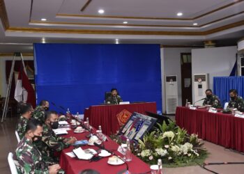 Penanggulangan Covid 19, Panglima TNI Pimpin Rapat Evaluasi PPKM Skala Mikro