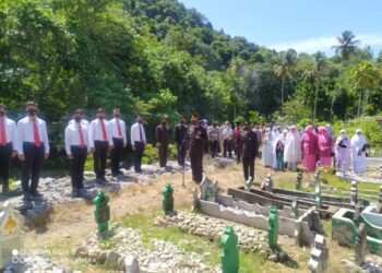 Upacara Pemakaman Jenazah Aipda Rahmat Padli Di Pimpin Kapolres Aceh Selatan