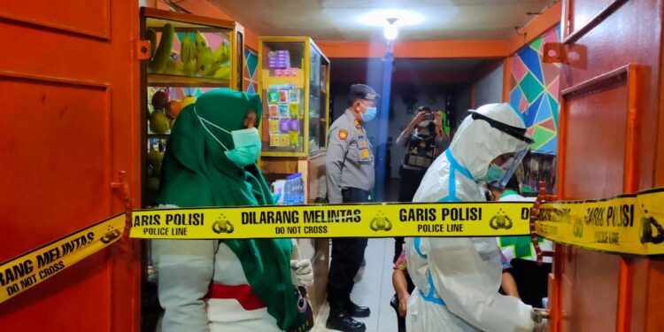 Lagi, Polres Lhokseumawe Bersama Tim Gabungan Segel Warkop di Kawasan Cunda