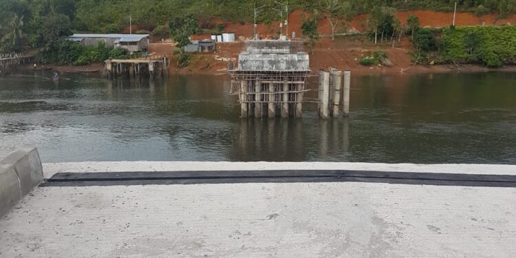 Gubernur Kepri Ansar Ahmad Berjanji Jembatan Marok Tua Akan Dilanjutkan Pekerjaannya 2022