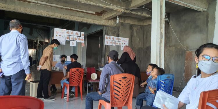 GeNose di Pelabuhan Domestik Karimun Menggunakan Sistem Pembayaran Chasless, Masyarakat Merasa tidak Adil