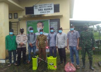 Pemdes Suka Makmur Singkil Kembali Lakukan Penyemprotan Disinfektan