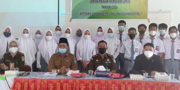 Sosialisasi UU ITE, Kejaksaan Negeri Natuna Masuk Sekolah