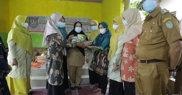 Sosialisasi Tentang Tanaman Toga dan Pengembangannya