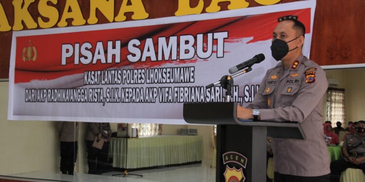 Upacara Sertijab Kasat Lantas, Ini Pesan Penting Yang di Sampaikan Kapolres Lhokseumawe