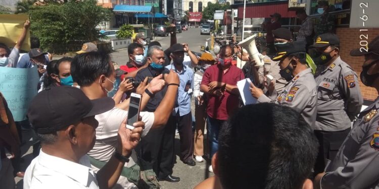 Dukungan Moril Terus Mengalir, Aliansi Jurnalis Dan LSM Minta Pengungkapan Pembunur Wartawan