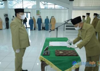 Bupati Asahan Lantik Drs.H.John Hardi Sebagai Sekda Kabupaten Asahan